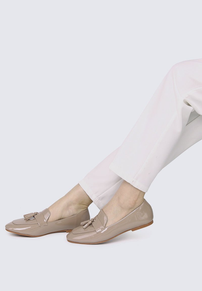 Ada Comfy Loafers In Almond - myballerine