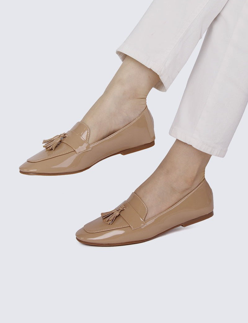 Ada Comfy Loafers In Nude - myballerine