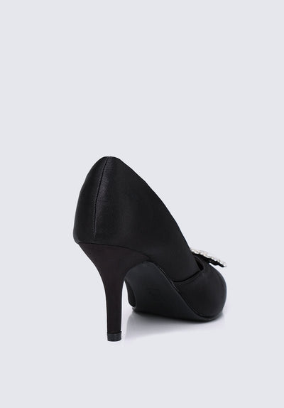 Adelyn Comfy Pumps In Black - myballerine