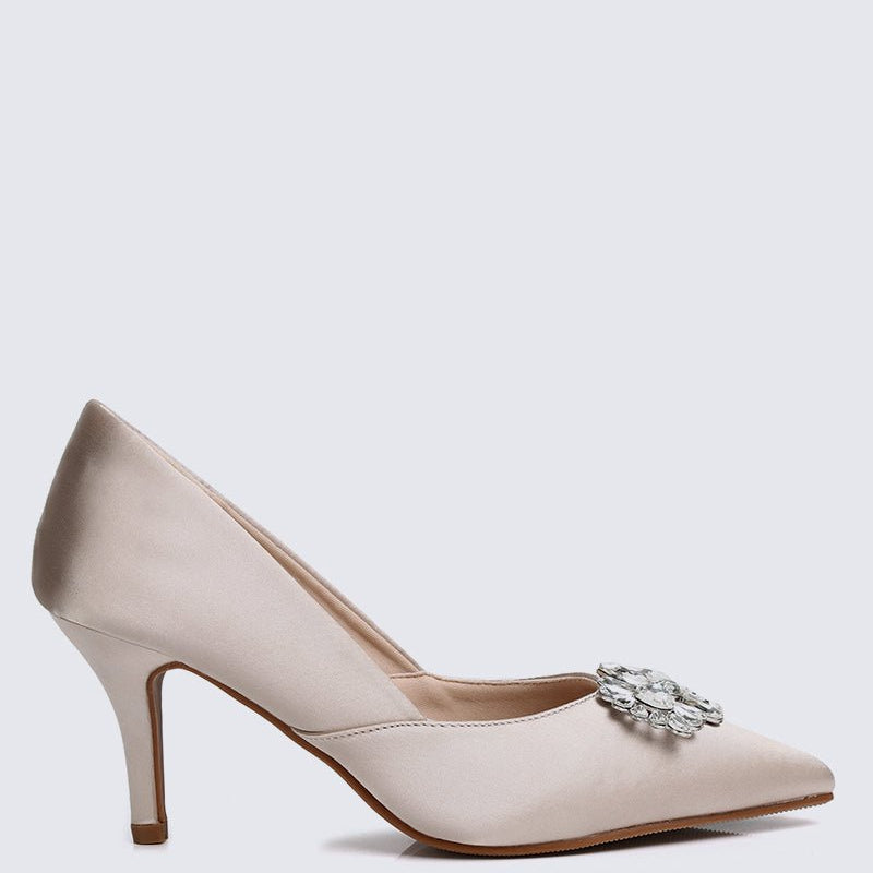 Adelyn Comfy Pumps In Champagne - myballerine