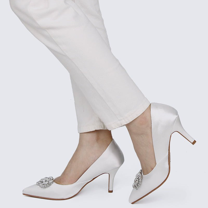 Adelyn Comfy Pumps In Ivory - myballerine