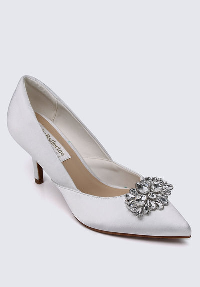 Adelyn Comfy Pumps In Ivory - myballerine