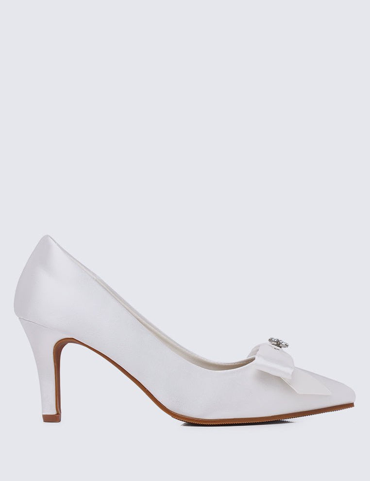 Alexandria Comfy Pumps In Ivory - myballerine