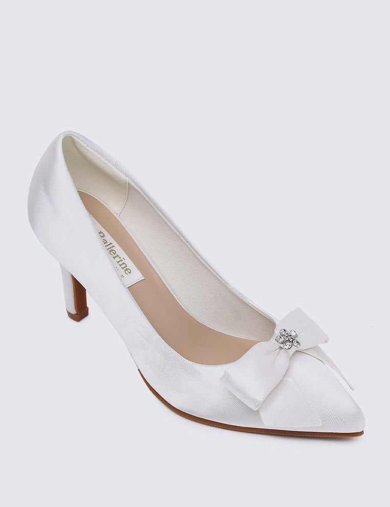 Alexandria Comfy Pumps In Ivory - myballerine