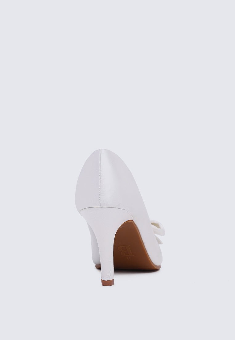 Alexandria Comfy Pumps In Ivory - myballerine