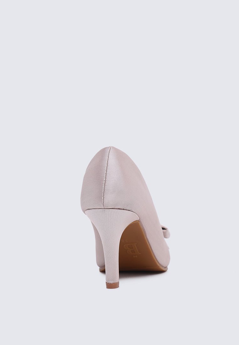 Alexandria Comfy Pumps In Nude - myballerine