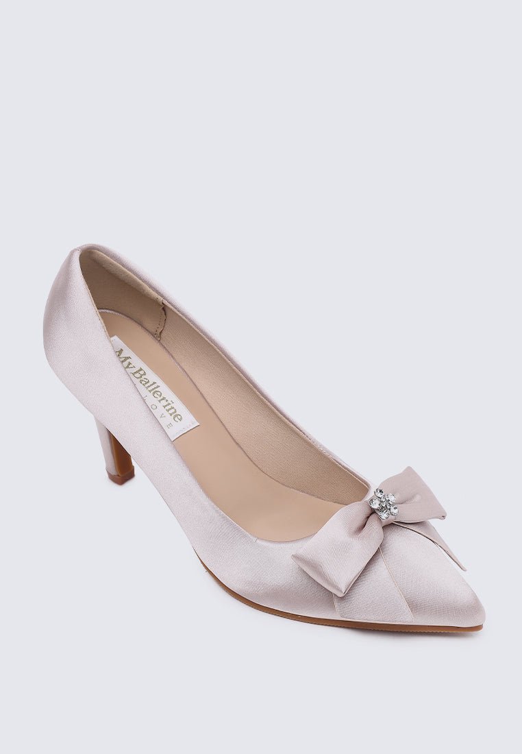 Alexandria Comfy Pumps In Nude - myballerine