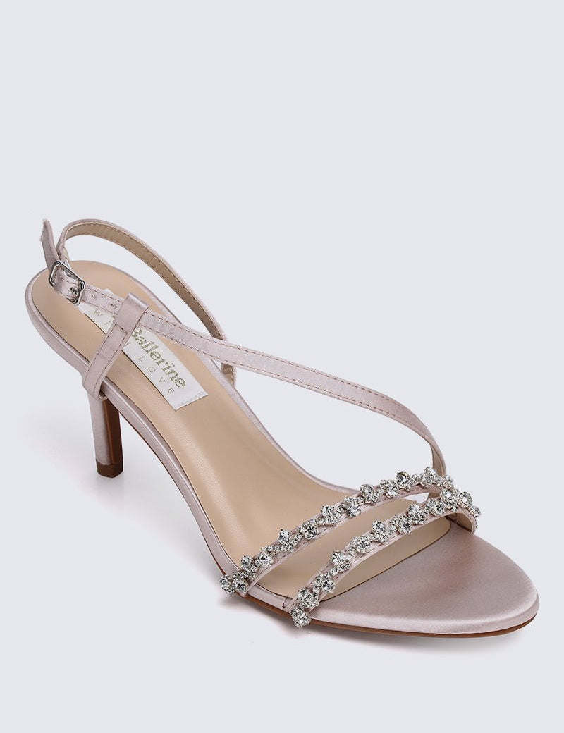 Angeline Comfy Heels In Nude - myballerine