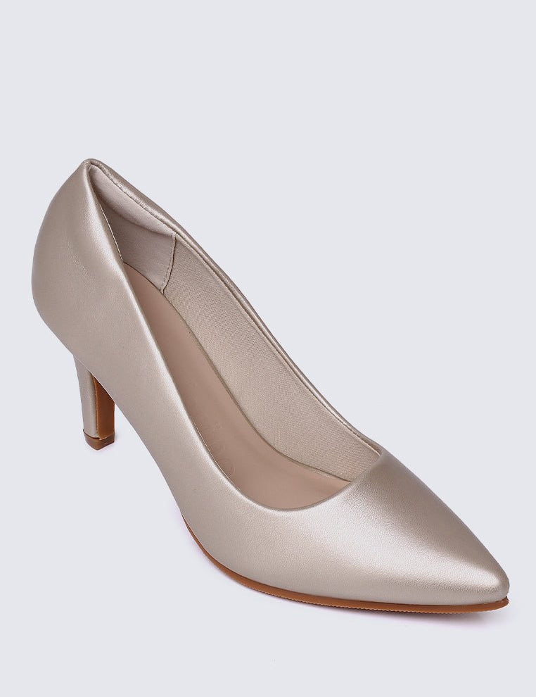 Ashley Comfy Pumps In GoldShoes - myballerine