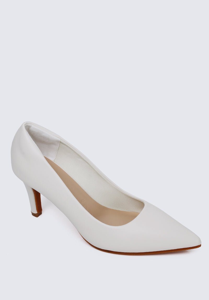 Ashley Comfy Pumps In Off White - myballerine