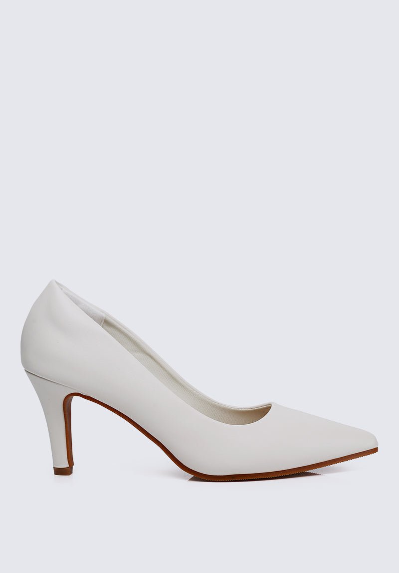 Ashley Comfy Pumps In Off White - myballerine