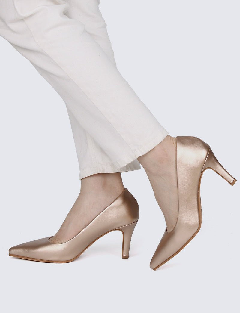 Ashley Comfy Pumps In Rose GoldShoes - myballerine