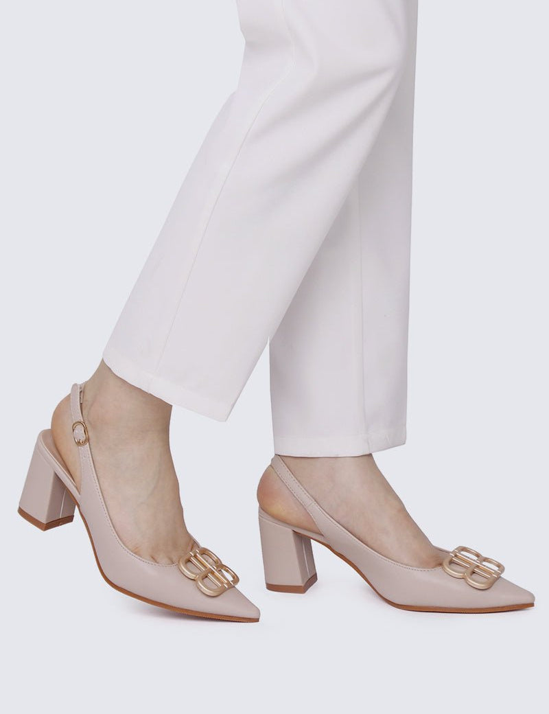 Betsy Comfy Heels In Almond - myballerine