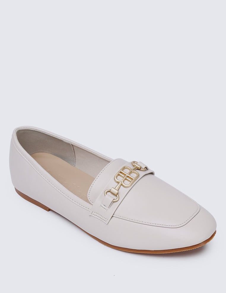 Britt Comfy Loafers In Beige - myballerine