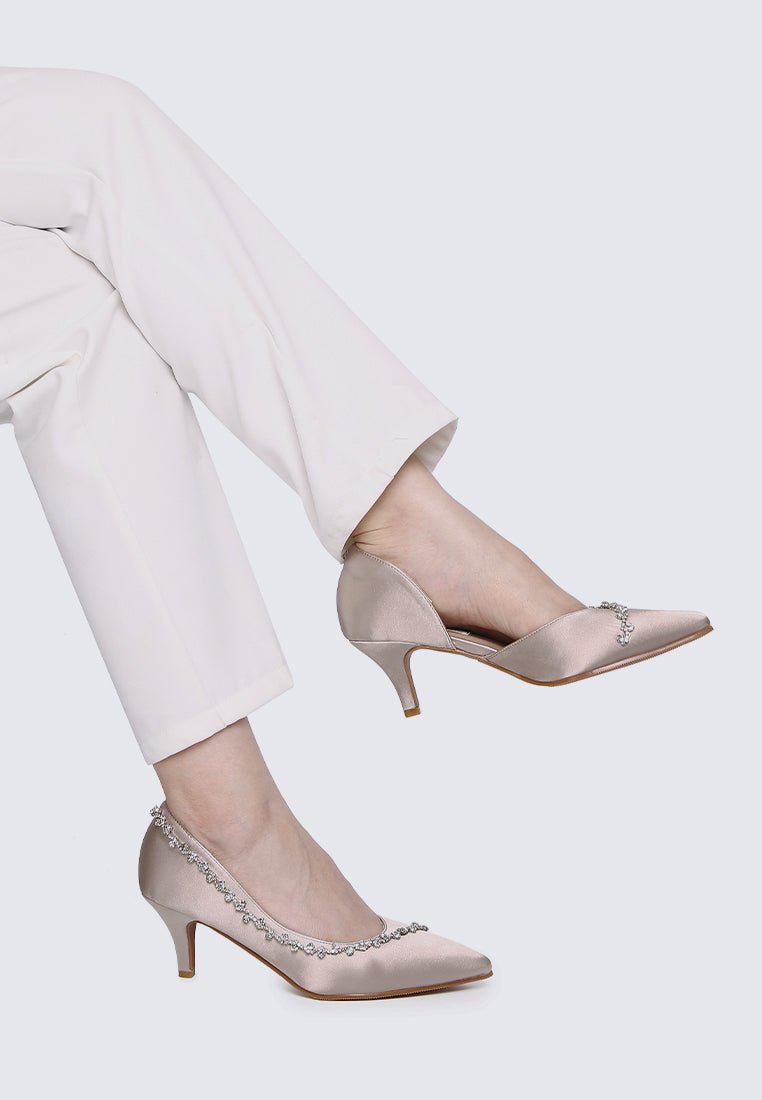 Dahlia Comfy Pumps In NudeShoes - myballerine