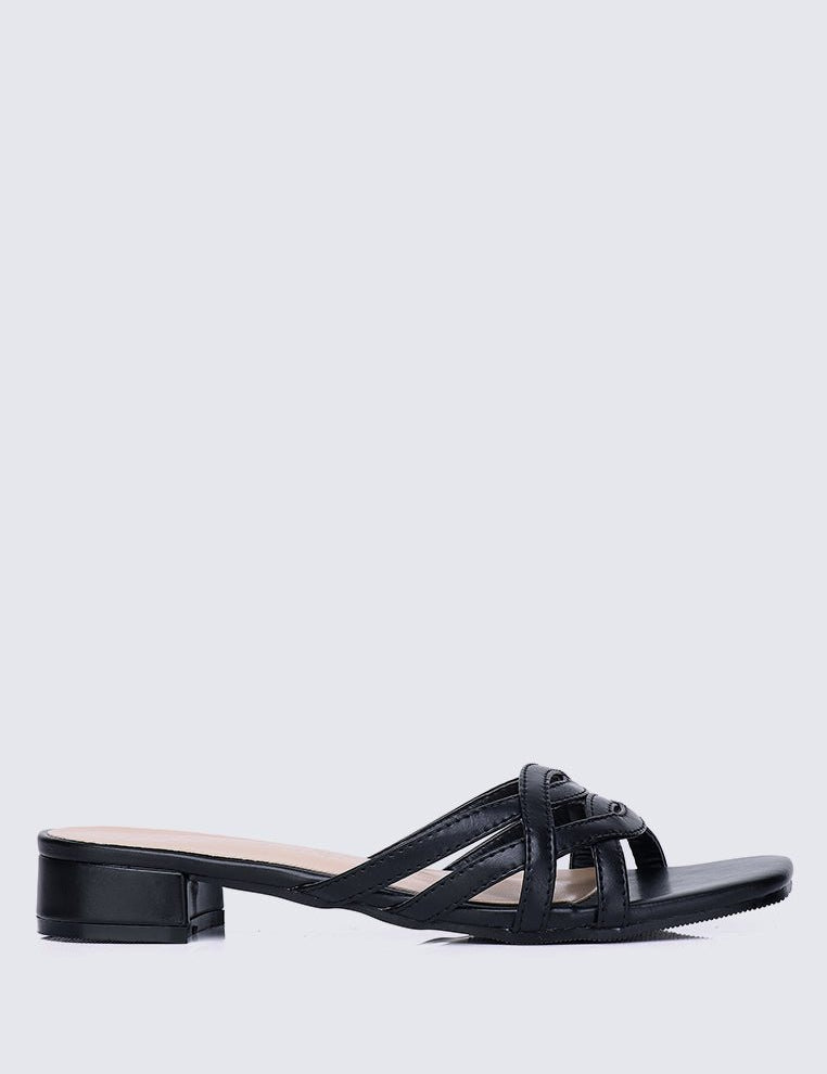 Enmi Comfy Sandals In BlackShoes - myballerine