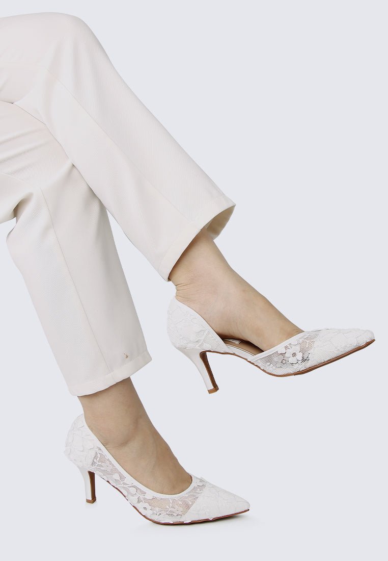 Giana Comfy Pumps In WhiteShoes - myballerine