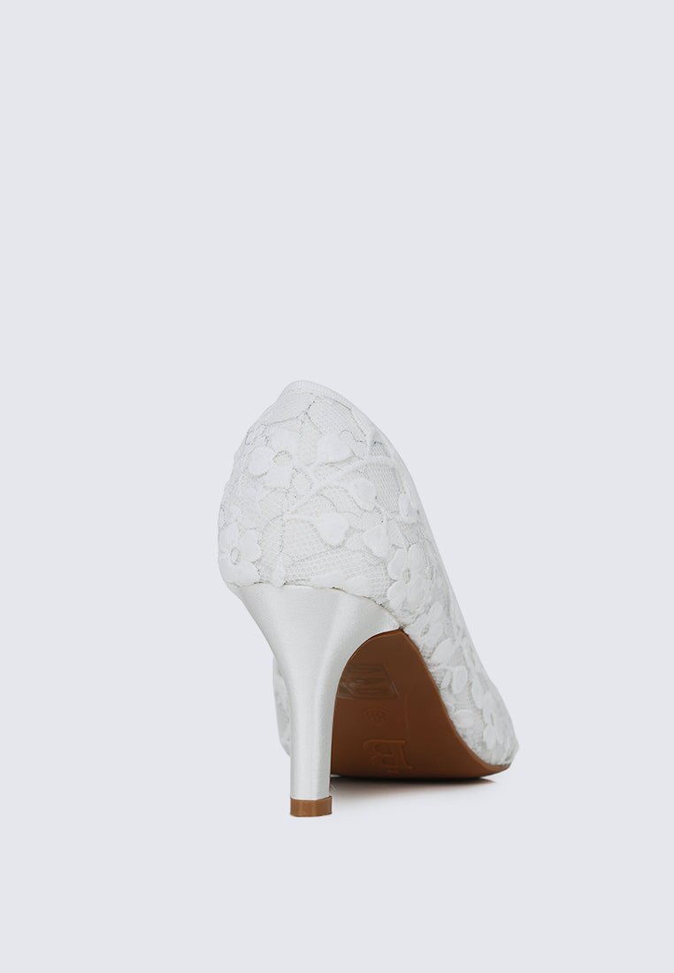 Giana Comfy Pumps In WhiteShoes - myballerine