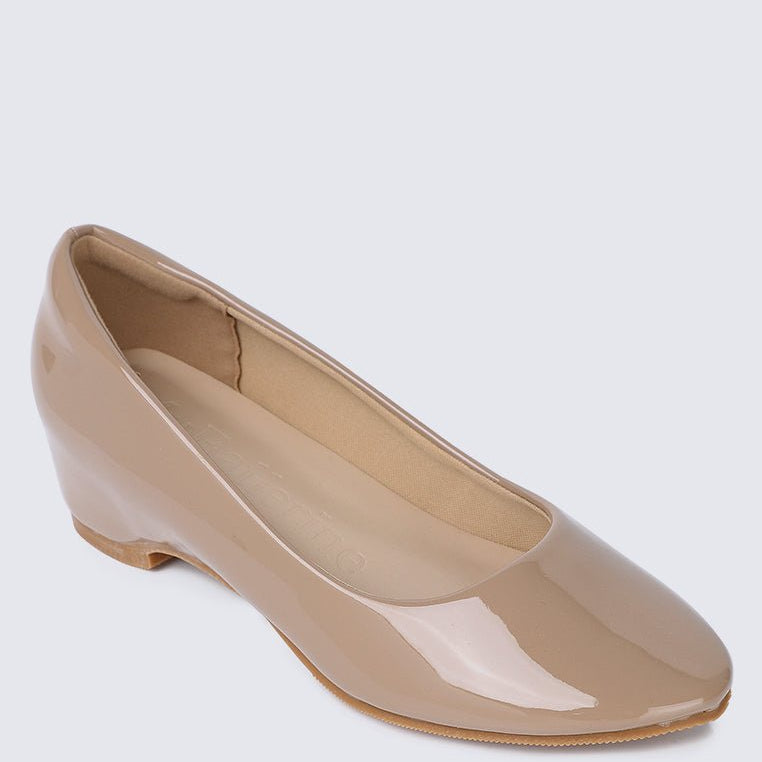 Helene WideFit Comfy Pumps In TaupeShoes - myballerine