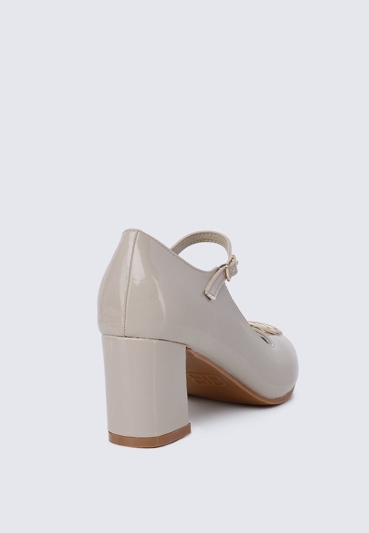 Jane WideFit Comfy Pumps In AlmondShoes - myballerine