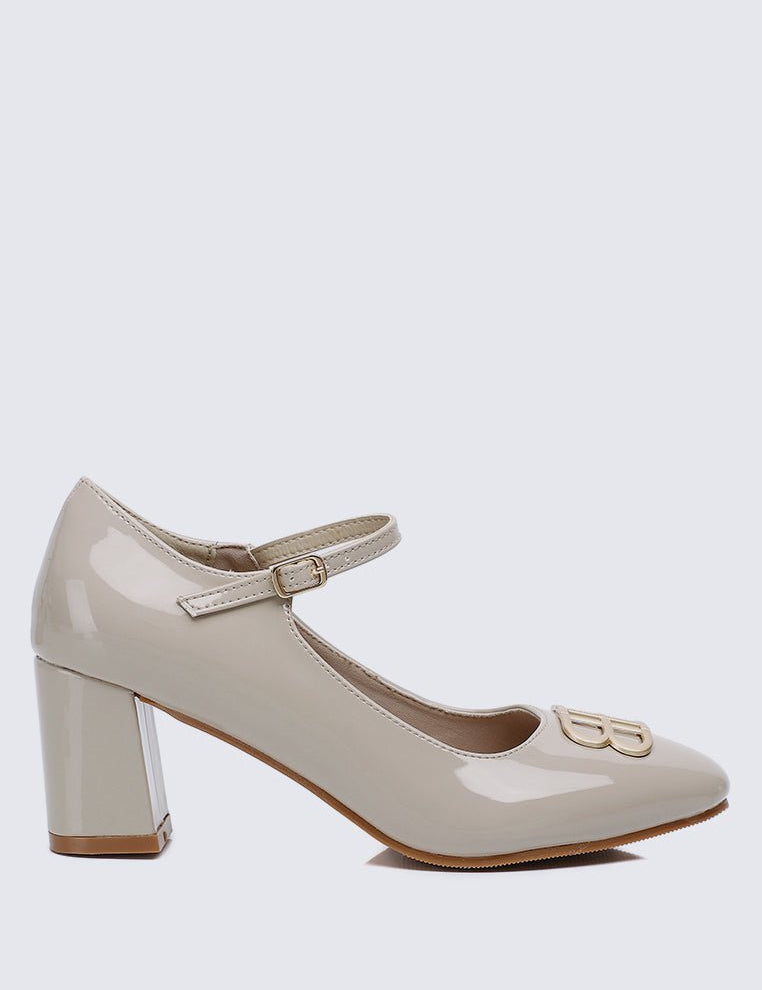 Jane WideFit Comfy Pumps In AlmondShoes - myballerine