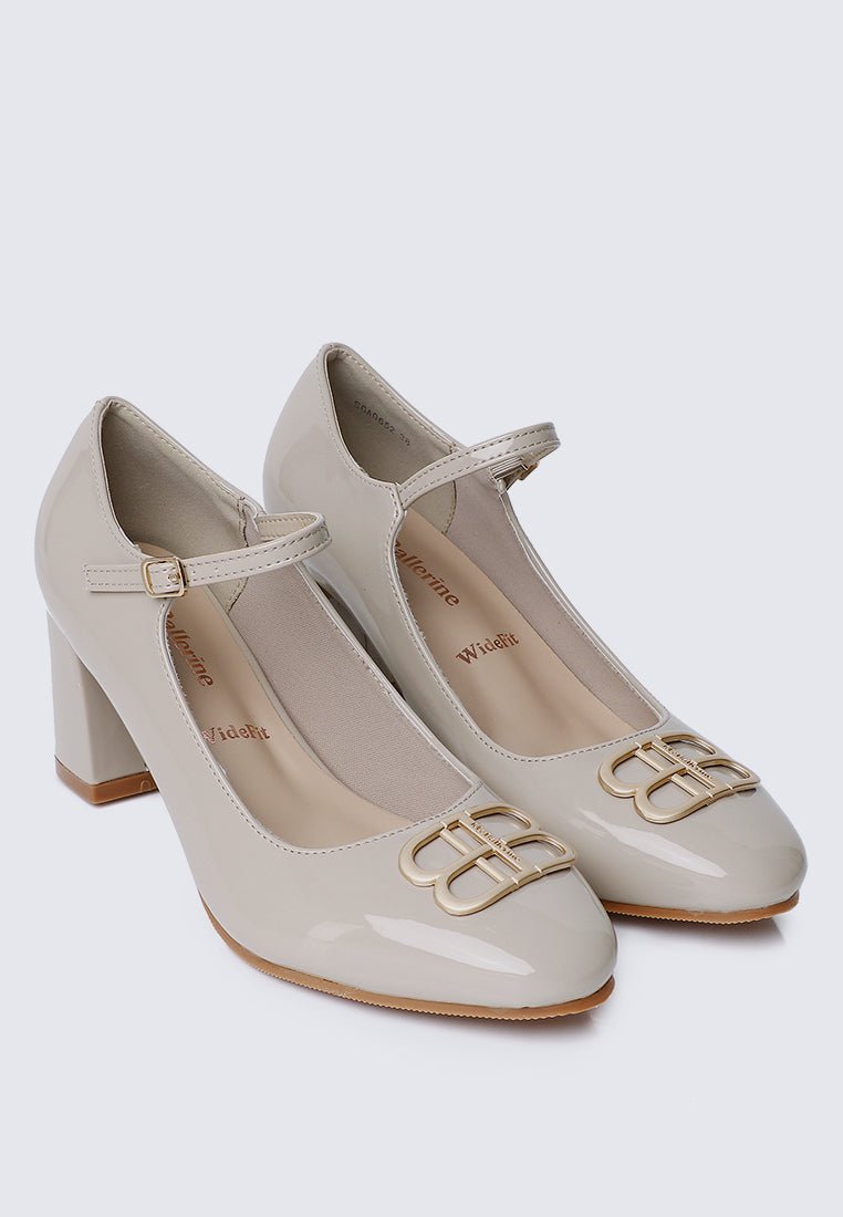 Jane WideFit Comfy Pumps In AlmondShoes - myballerine