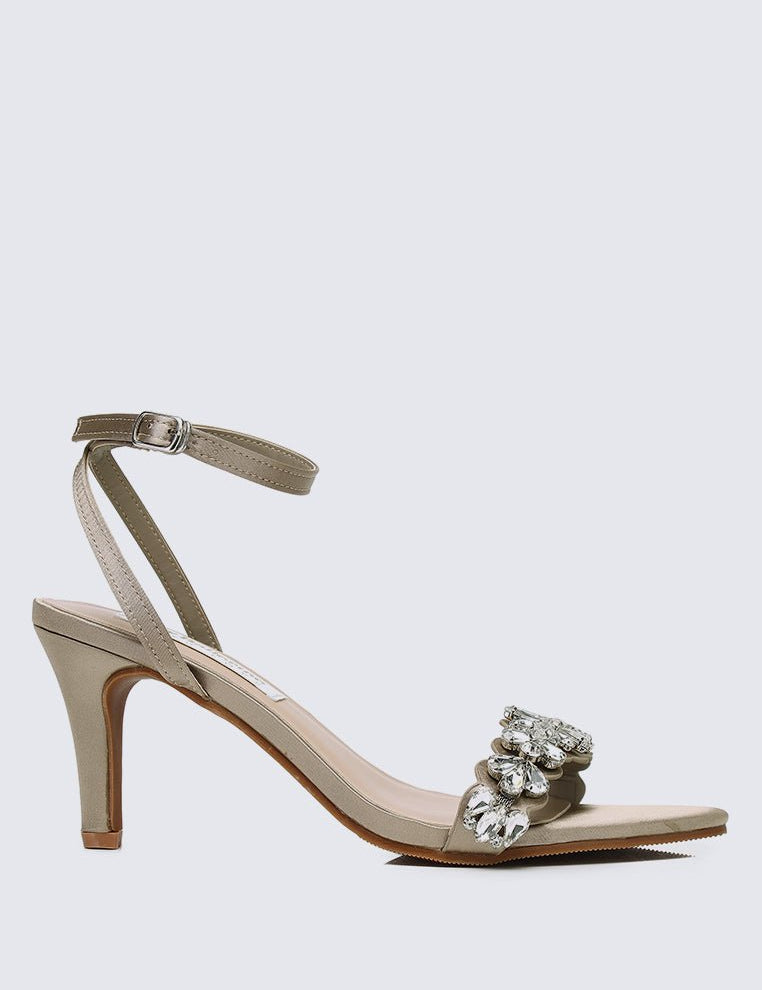 Liliana Comfy Heels In Taupe - myballerine