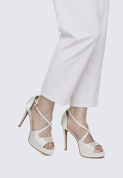 Louise Comfy Heels In IvoryShoes - myballerine