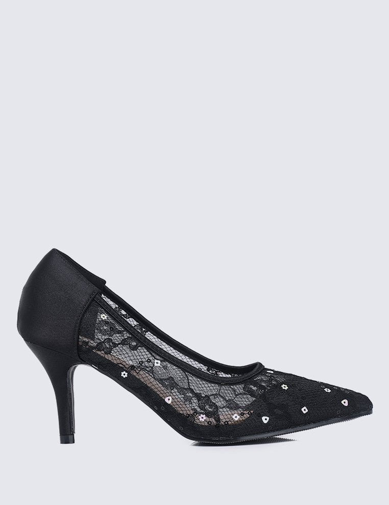 Lucie Comfy Pumps In Black - myballerine