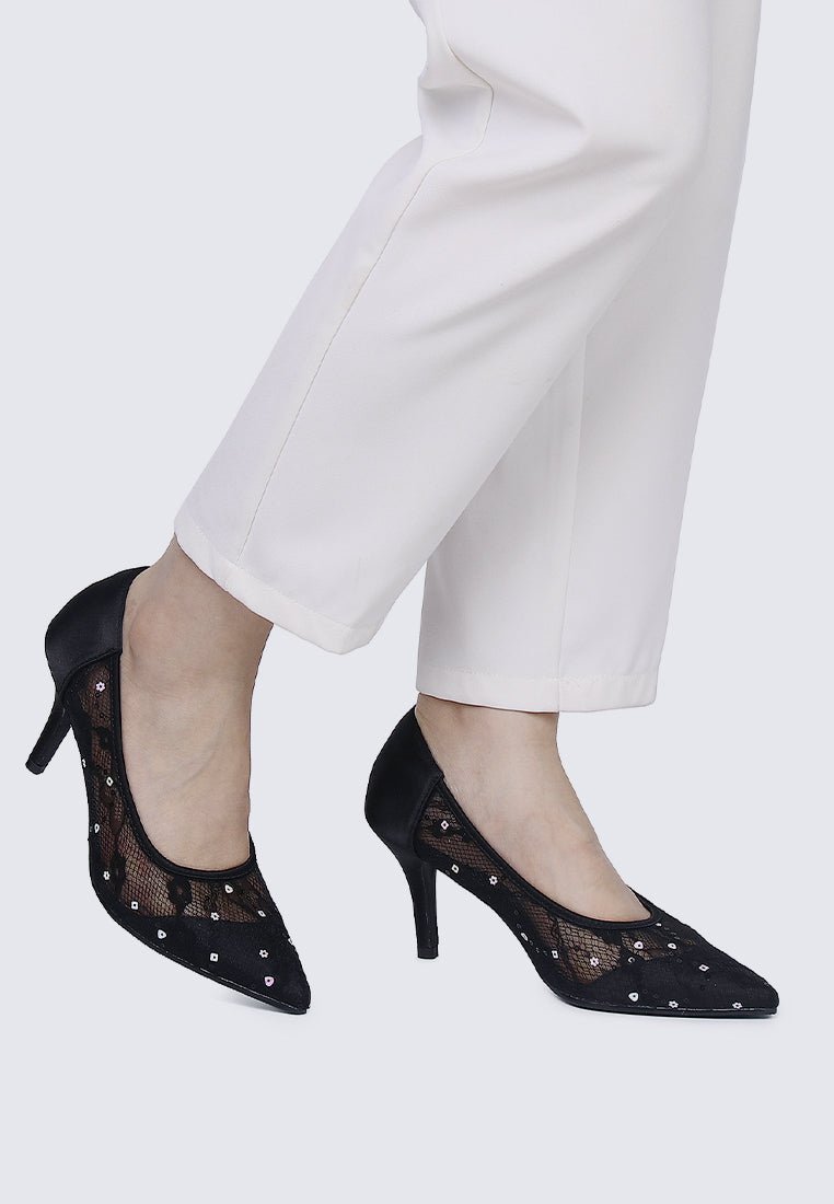 Lucie Comfy Pumps In Black - myballerine