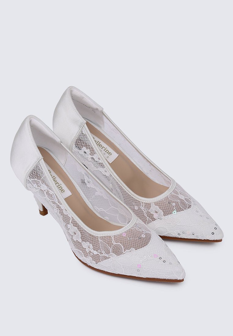 Lucie Comfy Pumps In White - myballerine