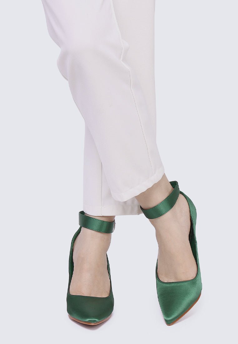 Lyla Comfy Pumps In GreenShoes - myballerine