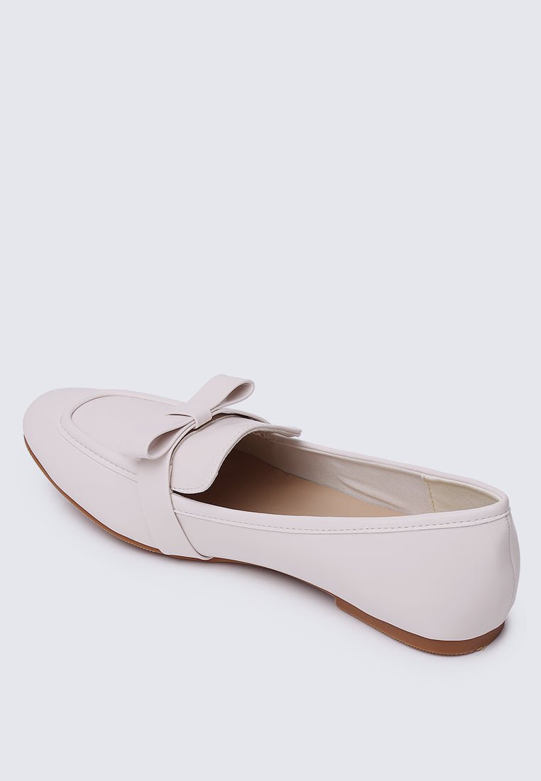 Penelope Comfy Loafers In BeigeShoes - myballerine