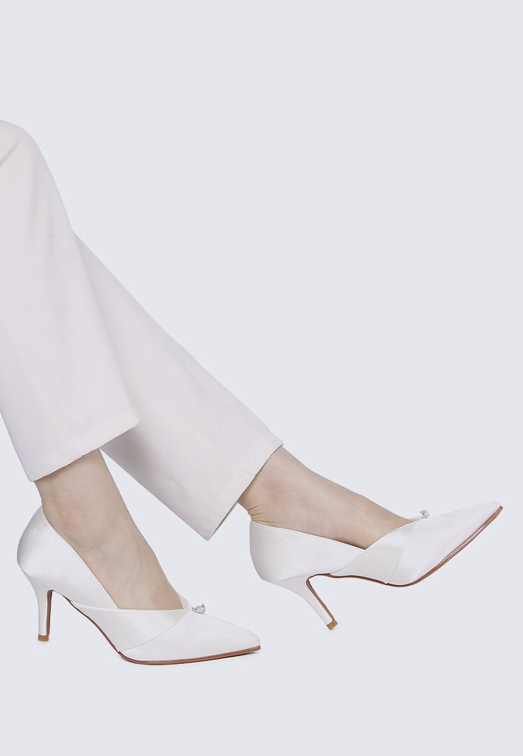 Rosaline Comfy Pumps In Off White - myballerine