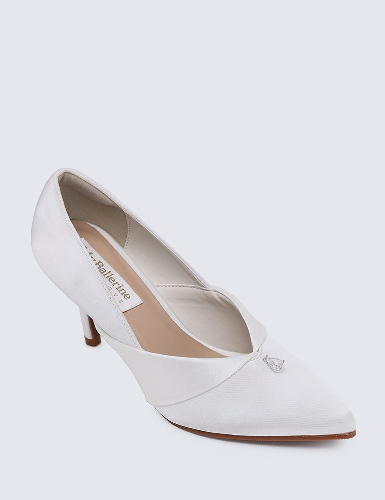 Rosaline Comfy Pumps In Off White - myballerine