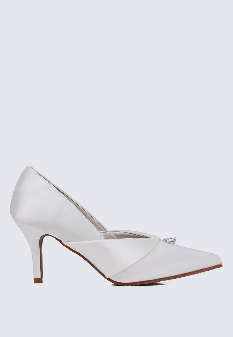 Rosaline Comfy Pumps In Off White - myballerine