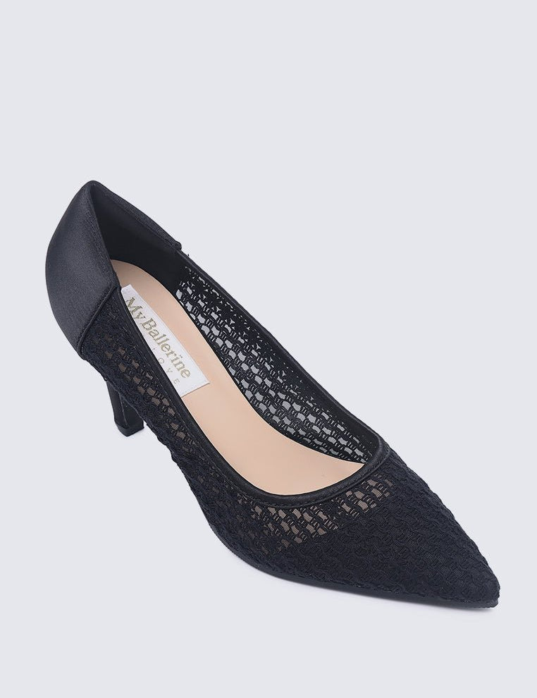 Zayla Comfy Pumps In Black - myballerine